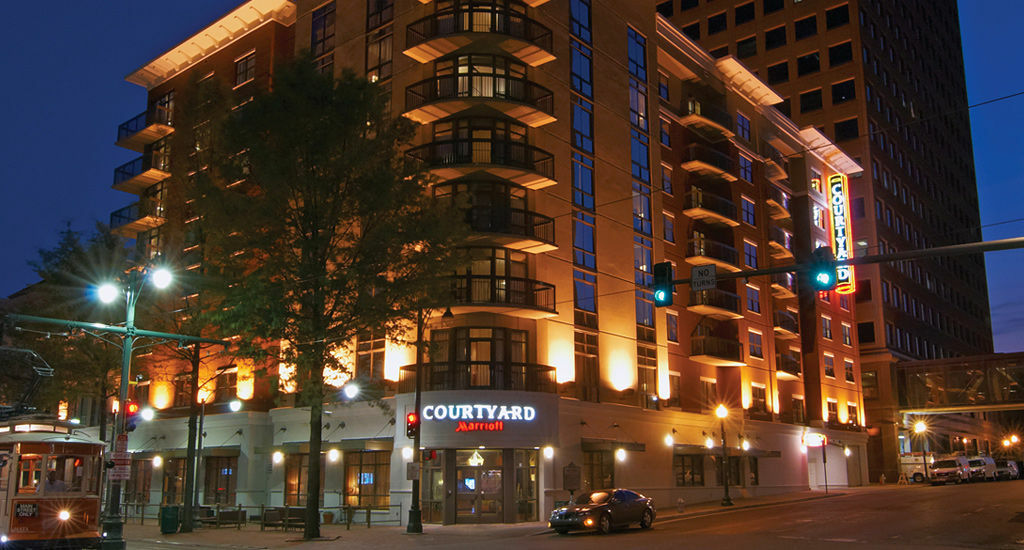 Courtyard Memphis Downtown Hotel Exterior foto